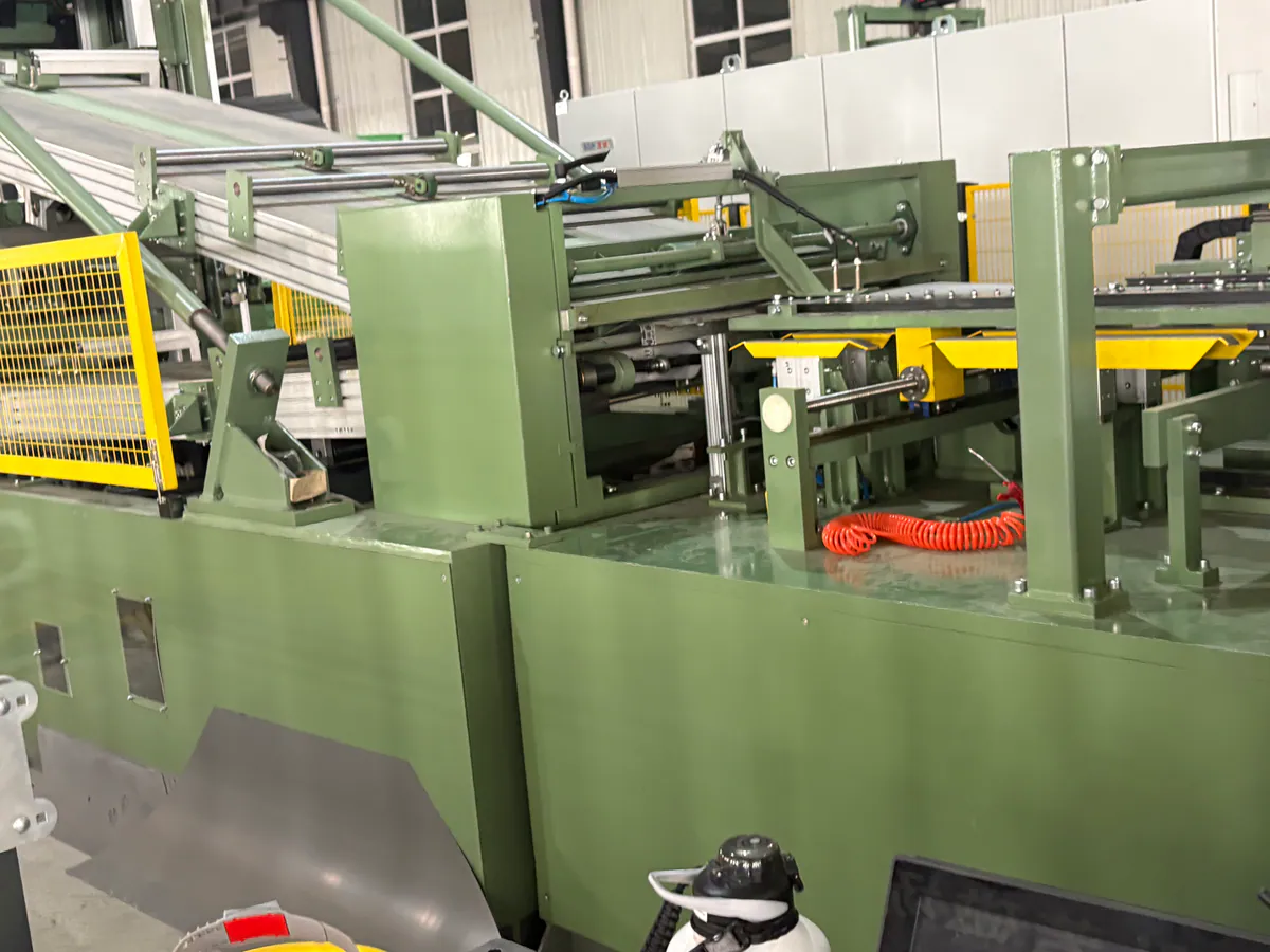 Transformer core laminations on an automated cutting line